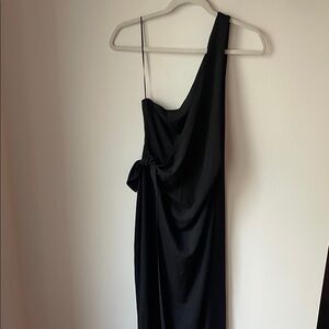 Amanda Uprichard Chic Black One-Shoulder Dress
